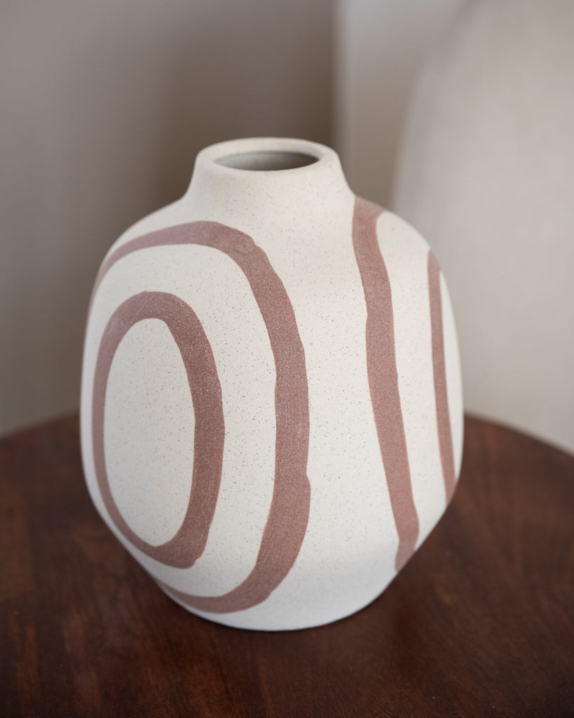 Deco Vase Umya Sand/Terra - Things I Like Things I Love