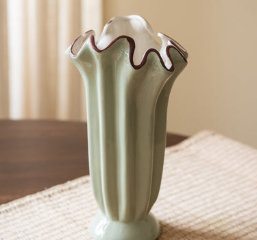Deco Vase Wavy Green - Things I Like Things I Love
