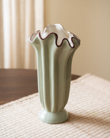 Deco Vase Wavy Green - Things I Like Things I Love