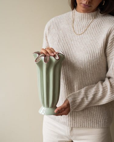 Deco Vase Wavy Green - Things I Like Things I Love