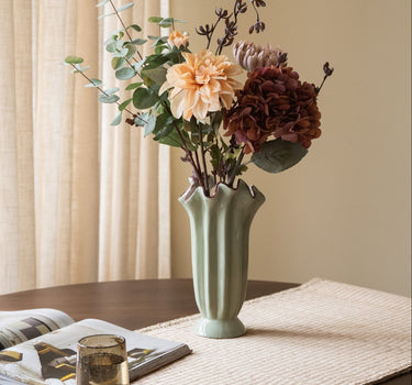 Deco Vase Wavy Green - Things I Like Things I Love