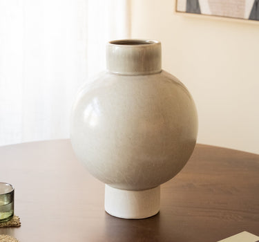 Deco Vase Zelata Sand - Things I Like Things I Love
