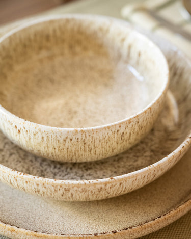 Deep Dinner Plate Plato Beige - Things I Like Things I Love