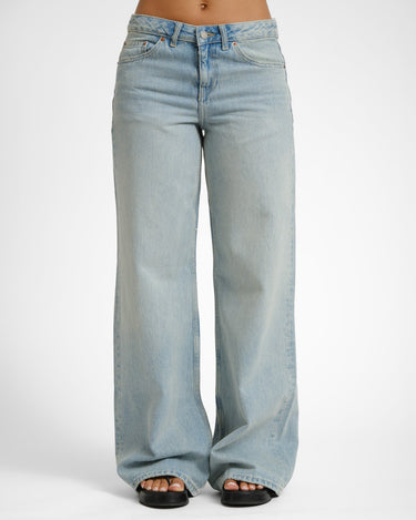 Dr Denim Rhue Low Wide Blue - Things I Like Things I Love