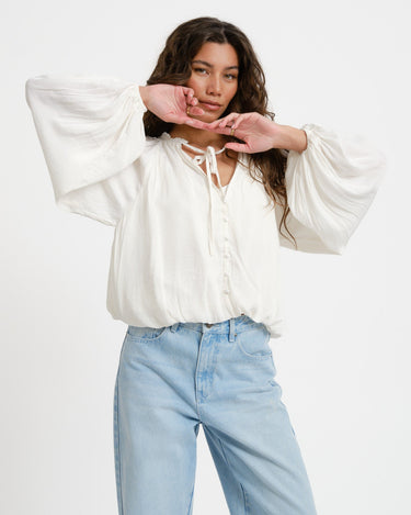 Drapy Top Ecru - Things I Like Things I Love