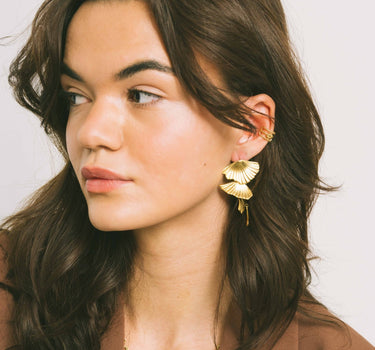 Earrings Golden Leaf Hoop Gold - Things I Like Things I Love