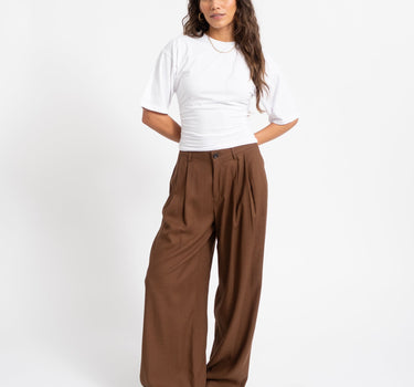 Elora Tee Bright White - Things I Like Things I Love