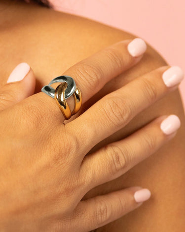 Embrace Bicolor Ring Gold Silver - Things I Like Things I Love