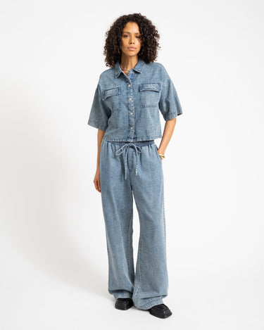 Enza Reg Crop Shirt Medium Blue Denim - Things I Like Things I Love