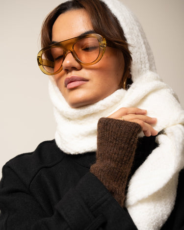 Fluffy Capuchon Scarf White - Things I Like Things I Love