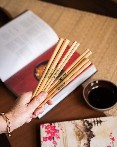 GIFT SET 5 PCS – Wooden Chopsticks Light Brown - Things I Like Things I Love