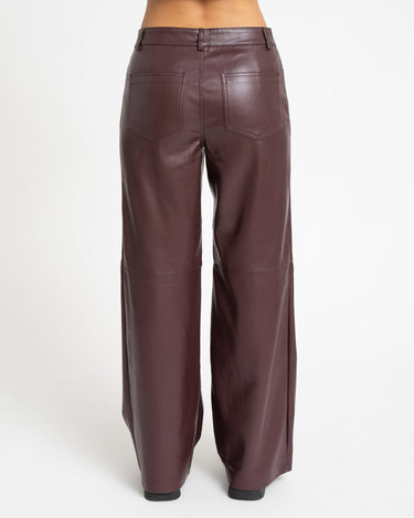 Gina Tricot Straight PU Trouser Bordeaux - Things I Like Things I Love