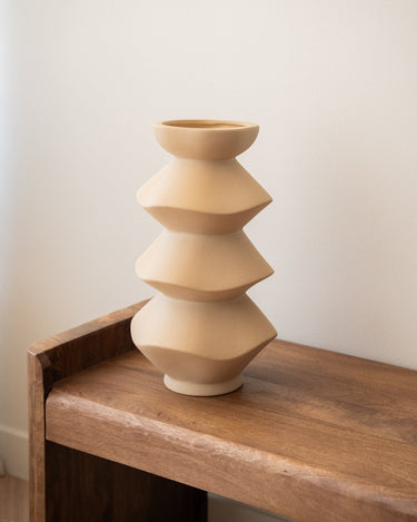Grote Deco Vaas Loxley Zand - Things I Like Things I Love