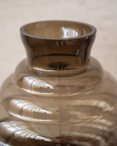 Grote Vaas Aron Glas Bruin - Things I Like Things I Love