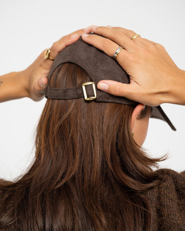 Gwen Cap Brown - Things I Like Things I Love