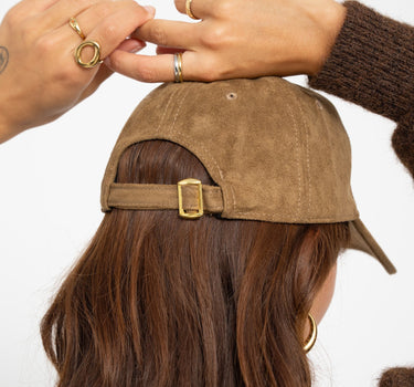 Gwen Cap Taupe - Things I Like Things I Love