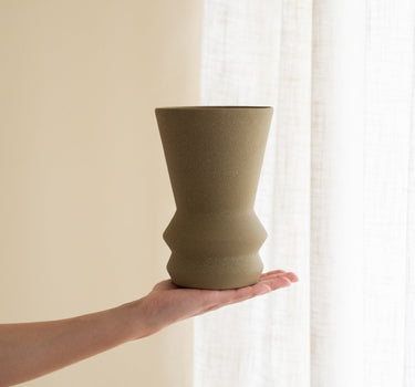Handmade Deco Vaas Engobe Green - Things I Like Things I Love