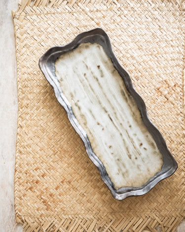 Handmade Japanese Yamasaku Serving Plate - Things I Like Things I Love