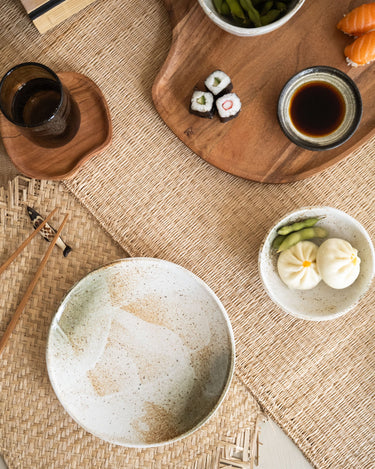 Handmade Japanese Yukishino Plate - Things I Like Things I Love