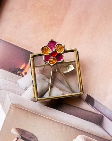 Handmade Mini Frame Cameron Flower - Things I Like Things I Love