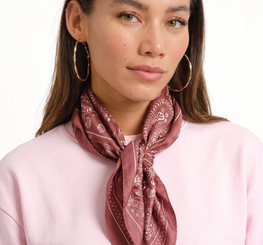 TILTIL Lou Schal Satin Bordeaux