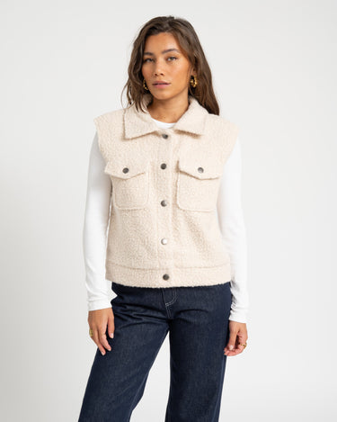 Hinny Boucle Vest Birch - Things I Like Things I Love