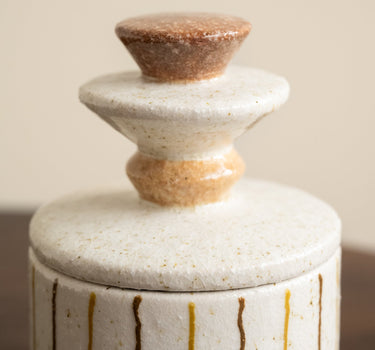 Jar Lina Ivory - Things I Like Things I Love