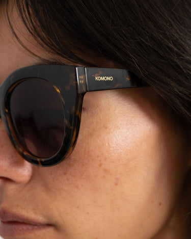 Komono Sunglasses Louise Dark Tortoise Brown - Things I Like Things I Love