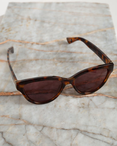 Komono Sunglasses Louise Dark Tortoise Brown - Things I Like Things I Love