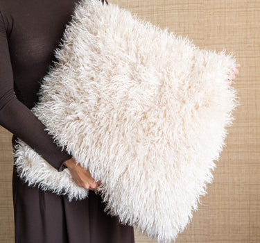 Kussen Doodly Furry Beige - Things I Like Things I Love