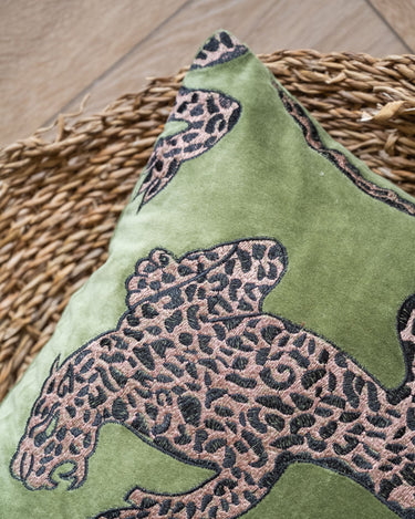 Kussen Luipaard / Tijger Groen - Things I Like Things I Love