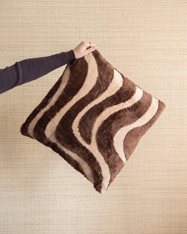 Kussen Maud Swirl Bruin - Things I Like Things I Love