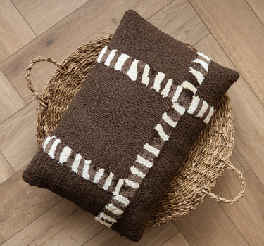 Kussen Stripescape Bruin - Things I Like Things I Love