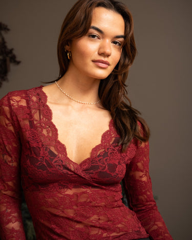 Lace Top Bordeaux - Things I Like Things I Love
