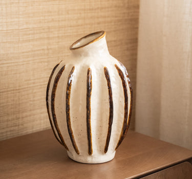 Large Deco Vase Aurealia Brown - Things I Like Things I Love
