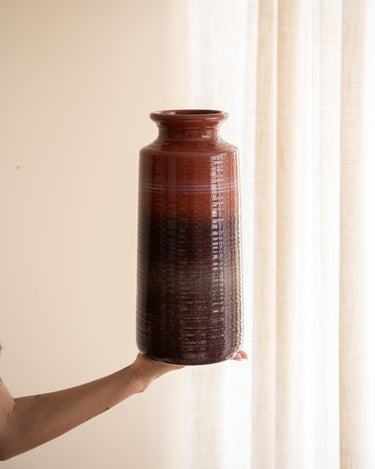 Large Deco Vase Decennia Burgundy - Things I Like Things I Love