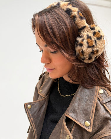 Leo Earwarmer Brown - Things I Like Things I Love