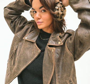 Leo Earwarmer Brown - Things I Like Things I Love