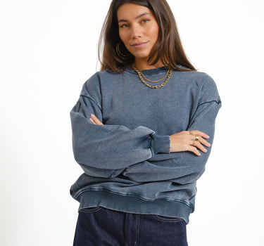 Lippa Loose Wash Crew Sweater Blue Indigo - Things I Like Things I Love