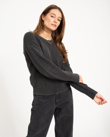 Mila Twist Wash Crew Neck Knit Black - Things I Like Things I Love