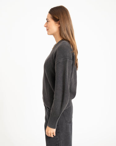 Mila Twist Wash Crew Neck Knit Black - Things I Like Things I Love