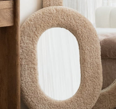 Mirror Kiss Teddy Beige - Things I Like Things I Love