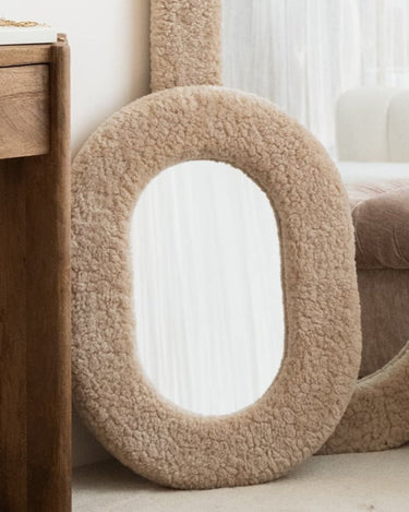 Mirror Kiss Teddy Beige - Things I Like Things I Love