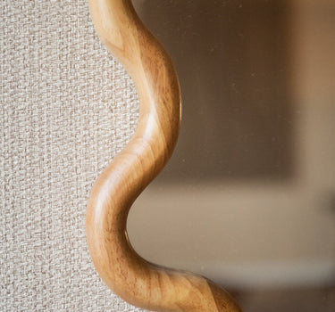 Mirror Wavy Rubberwood - Medium - Things I Like Things I Love