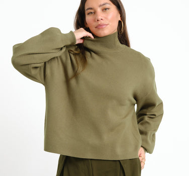 MSCH Mercy East Pullover Donkergroen - Things I Like Things I Love