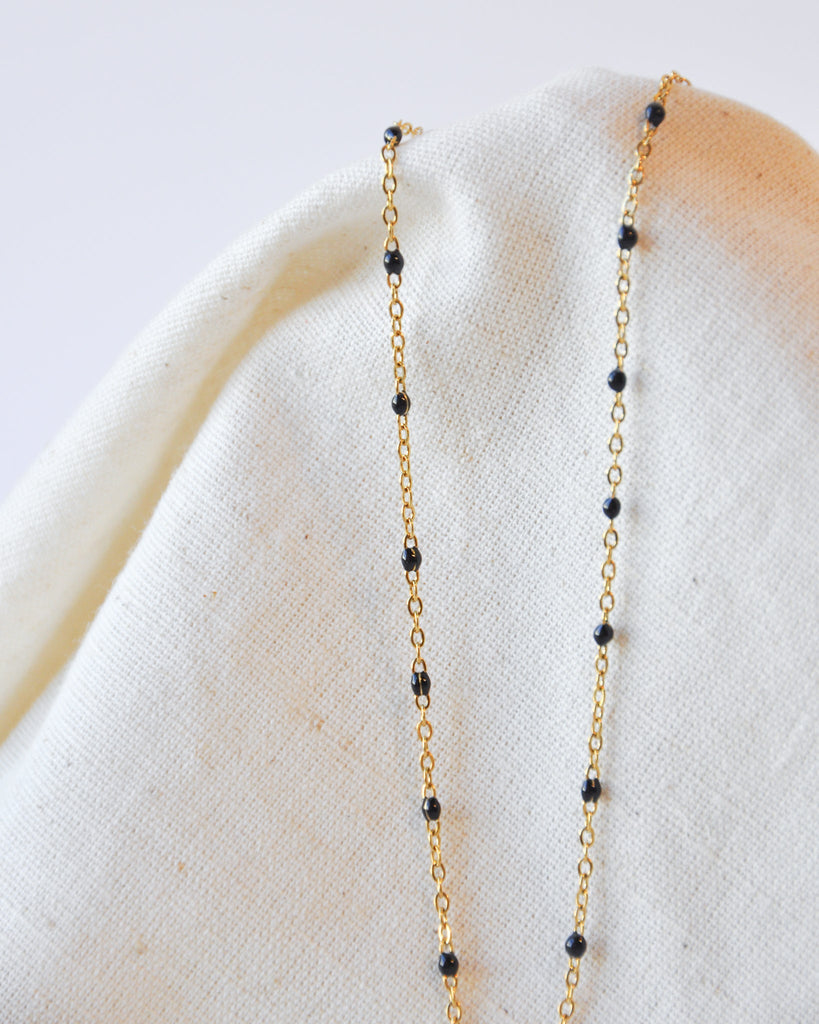 Necklace Dot Black Gold - Things I Like Things I Love