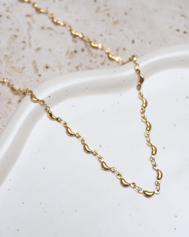 Necklace Half Moon Gold - Things I Like Things I Love