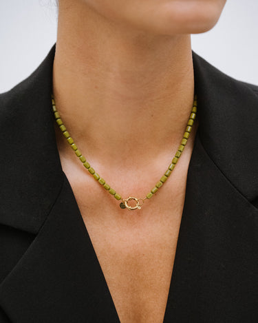 Necklace Saloon Gold Green - Things I Like Things I Love