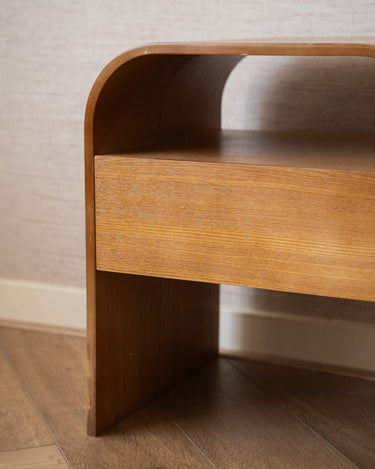Nightstand / Side Table Momo - Things I Like Things I Love