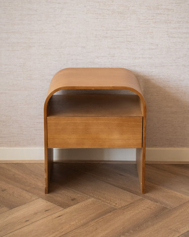 Nightstand / Side Table Momo - Things I Like Things I Love